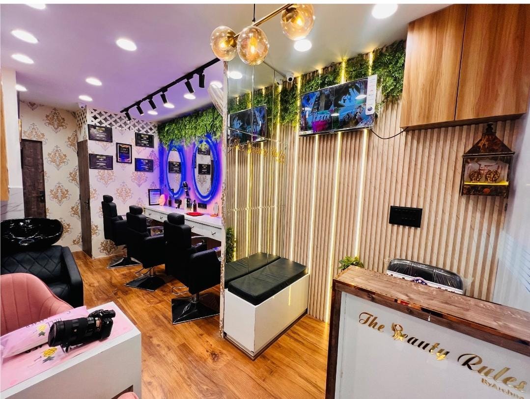 About Crescent Interiors